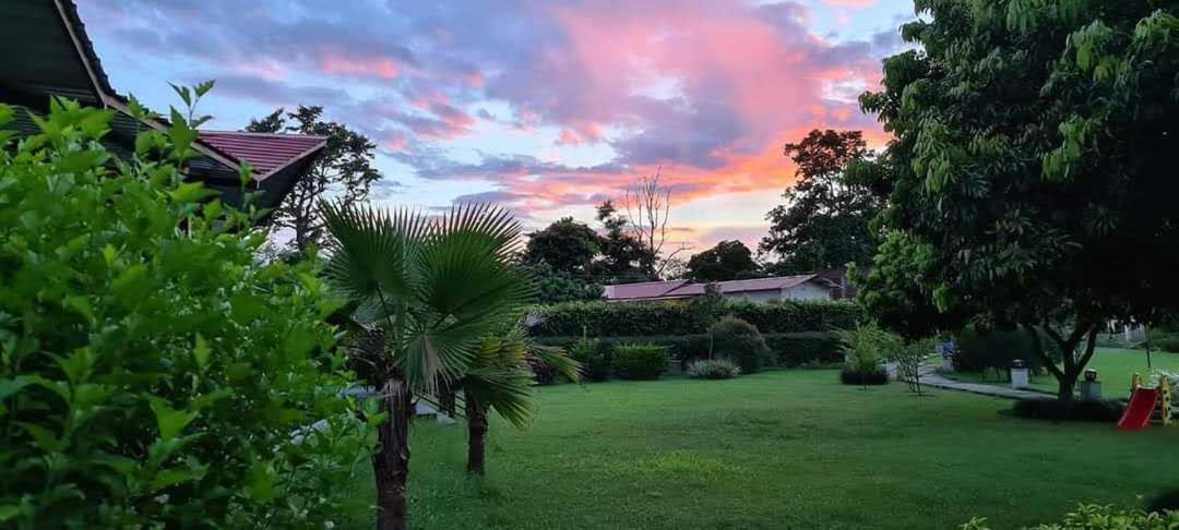 Sunday Alaya Corbett Villa Ramnagar  Luaran gambar
